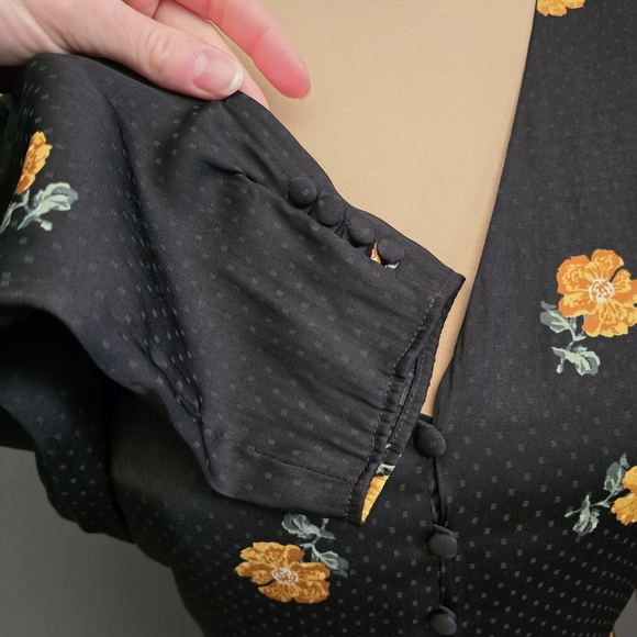 Women's Madewell Black Dress with Yellow Floral Pattern - Size 0 - Picture 5 of 16
